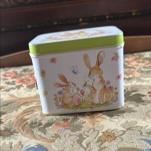 Cute Bunny Tin Box with Green Lid nwot